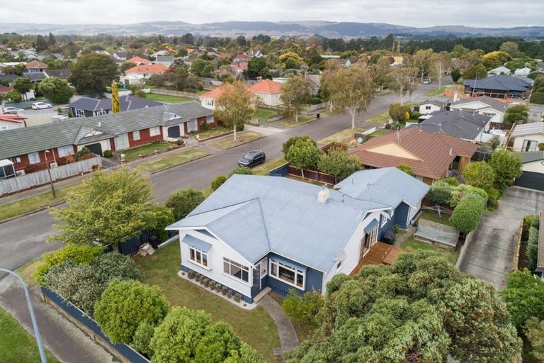 Photo of property in 48 Limbrick Street, Terrace End, Palmerston North, 4410