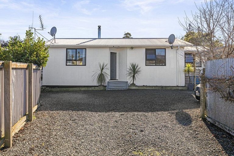 Photo of property in 21 Hereford Street, Marton, 4710