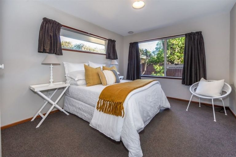 Photo of property in 2/9 Somme Street, St Albans, Christchurch, 8014