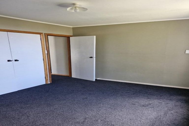 Photo of property in 19 Cook Street, Marfell, New Plymouth, 4310