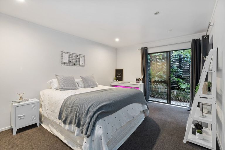 Photo of property in 4/9a Melandra Road, Stanmore Bay, Whangaparaoa, 0932