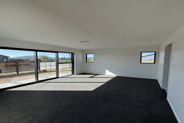 Photo of property in 1 Greenway Crescent, Hope, Richmond, 7020