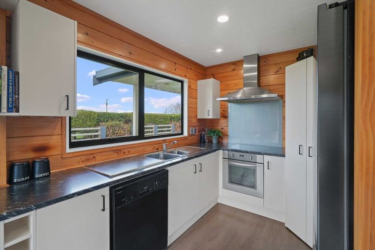 Photo of property in 295 Turuturu Road, Hawera, 4674