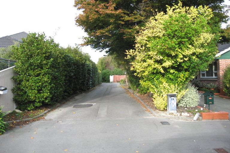 Photo of property in 16 Barlow Street, Ilam, Christchurch, 8041