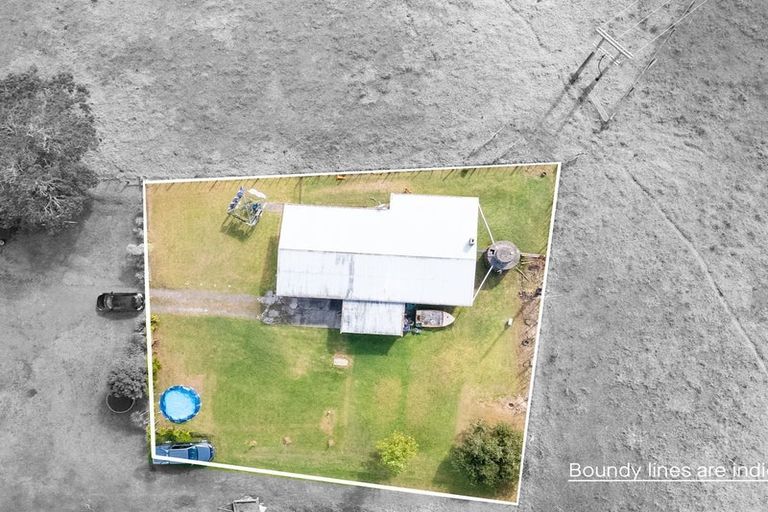 Photo of property in 19 Settlement Road, Kawakawa, 0210