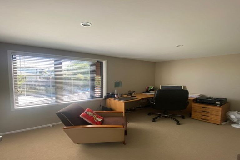 Photo of property in 21/11 The Avenue, Albany, Auckland, 0632