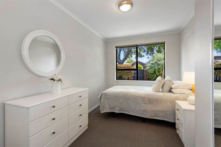 Photo of property in 5 Elvira Court, Bishopdale, Christchurch, 8053