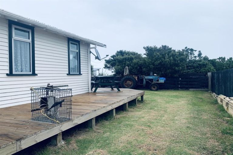 Photo of property in 26 Hickey Place, Opunake, 4616