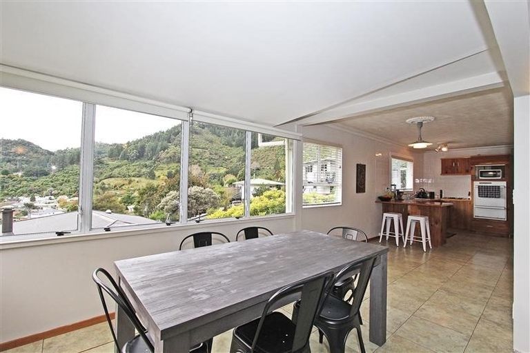 Photo of property in 37 Sowman Street, The Brook, Nelson, 7010