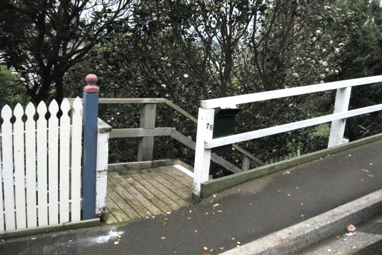 Photo of property in 75 Duncan Terrace, Kilbirnie, Wellington, 6022