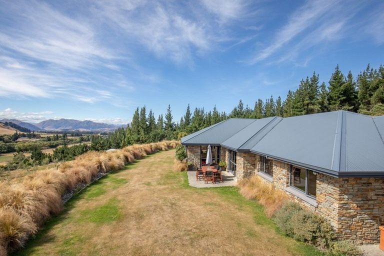 Photo of property in 945 Mount Barker Road, Wanaka, 9382