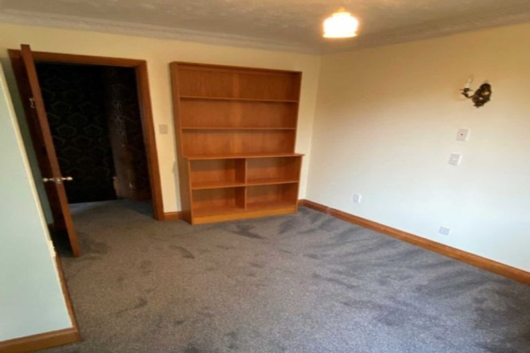 Photo of property in 86 Memorial Avenue, Ilam, Christchurch, 8053