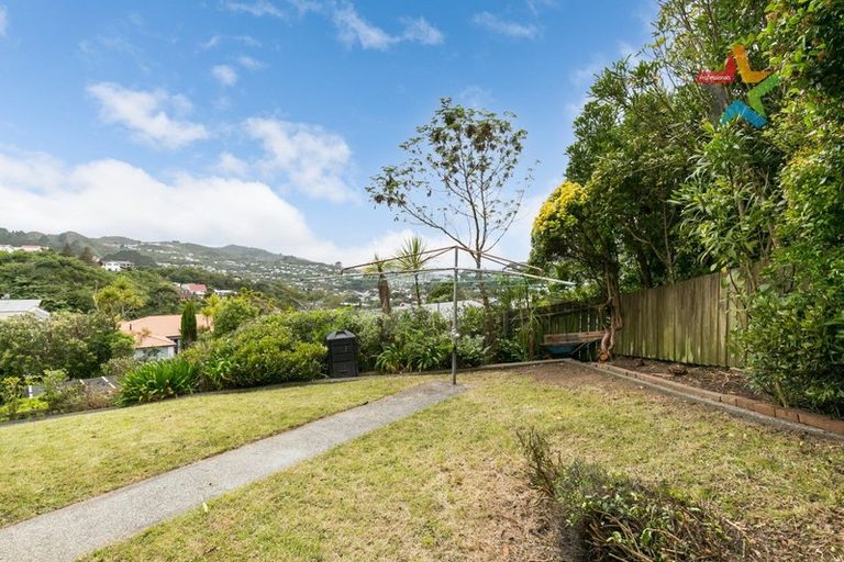 Photo of property in 87 Allington Road, Karori, Wellington, 6012