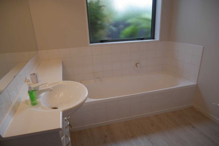 Photo of property in 139 Kotuku Crescent, Woolston, Christchurch, 8023