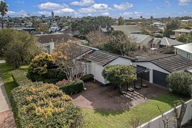 Photo of property in 62 Northboro Road, Belmont, Auckland, 0622