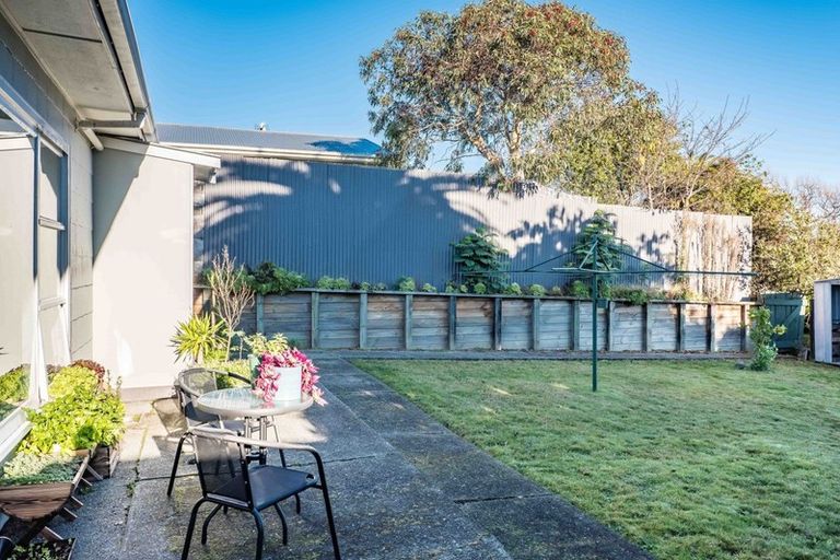 Photo of property in 17 Gray Avenue, Paraparaumu Beach, Paraparaumu, 5032