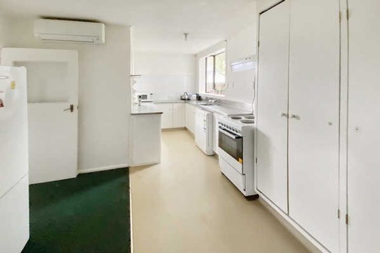 Photo of property in 22 Straven Road, Riccarton, Christchurch, 8011