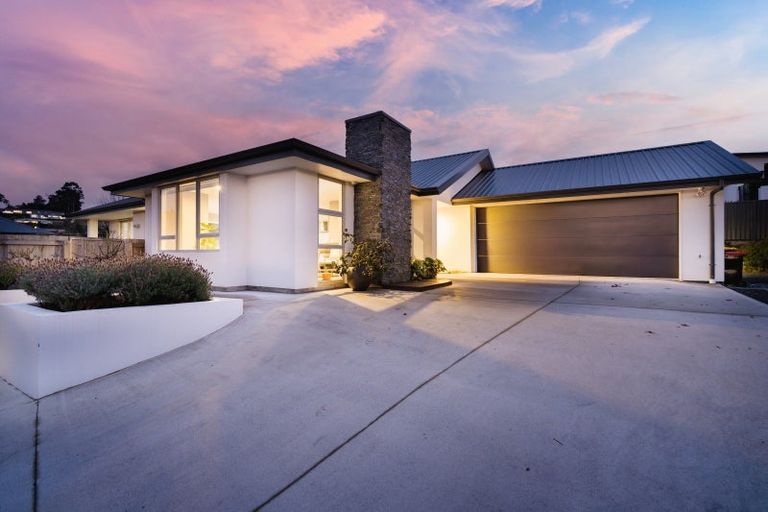 Photo of property in 27 Heathfield Drive, Mosgiel, 9024