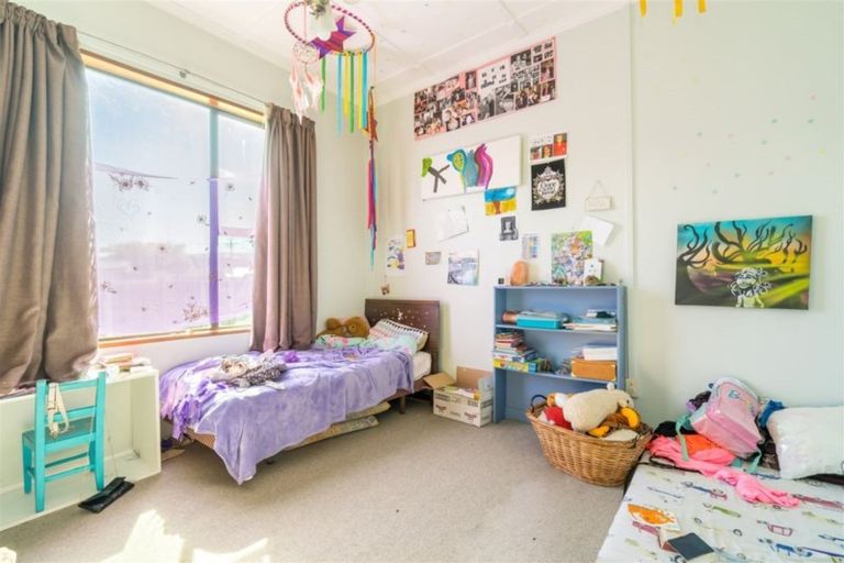 Photo of property in 10 Lochend Street, Musselburgh, Dunedin, 9013