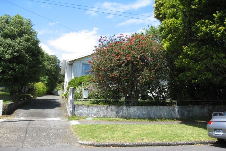 Photo of property in 24 Station Road, Pukekohe, 2120