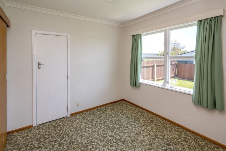 Photo of property in 55 Weraroa Road, Levin, 5510