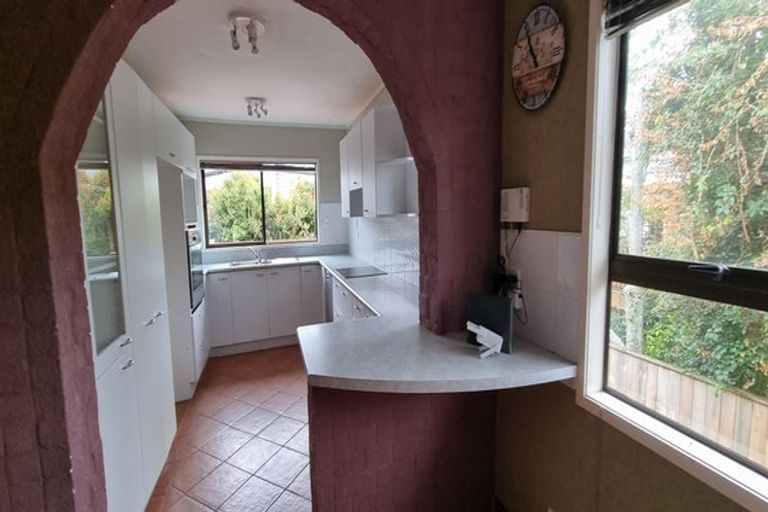 Photo of property in 58 Jandell Crescent, Bucklands Beach, Auckland, 2014