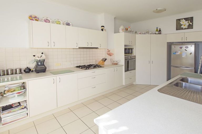 Photo of property in 29 Trimaran Drive, Gulf Harbour, Whangaparaoa, 0930