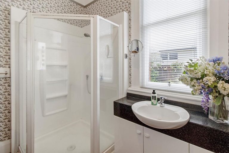 Photo of property in 90 Shearman Street, Waimate, 7924