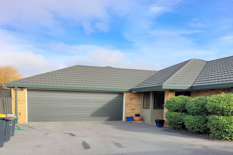 Photo of property in 155a Centaurus Road, Saint Martins, Christchurch, 8022