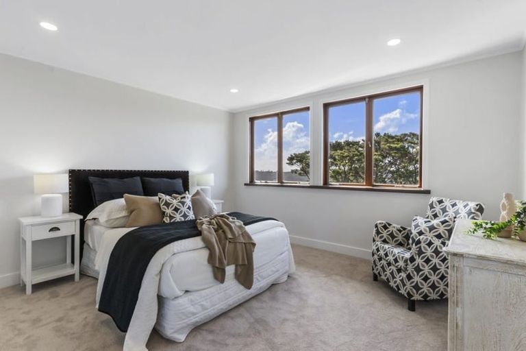 Photo of property in 162 Greenhithe Road, Greenhithe, Auckland, 0632