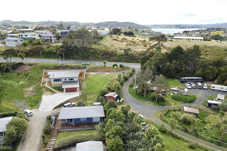 Photo of property in 8c Harakeke Place, Raglan, 3225