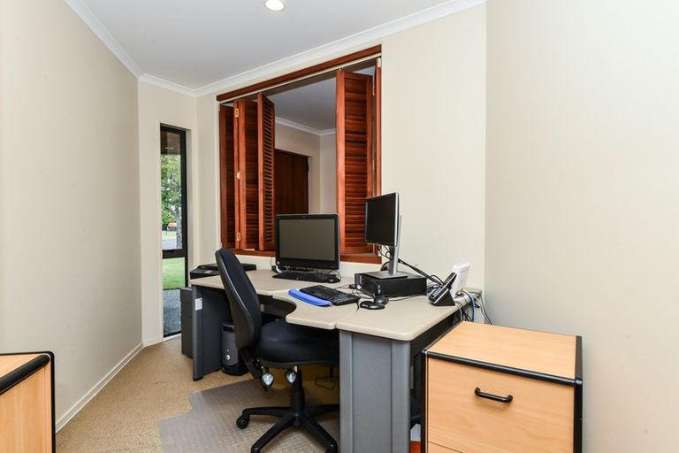 Photo of property in 6 Milbrook Place, Chartwell, Hamilton, 3210