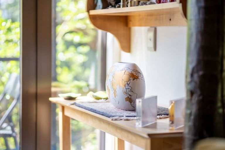 Photo of property in 245 Cannon Hill Crescent, Mount Pleasant, Christchurch, 8081