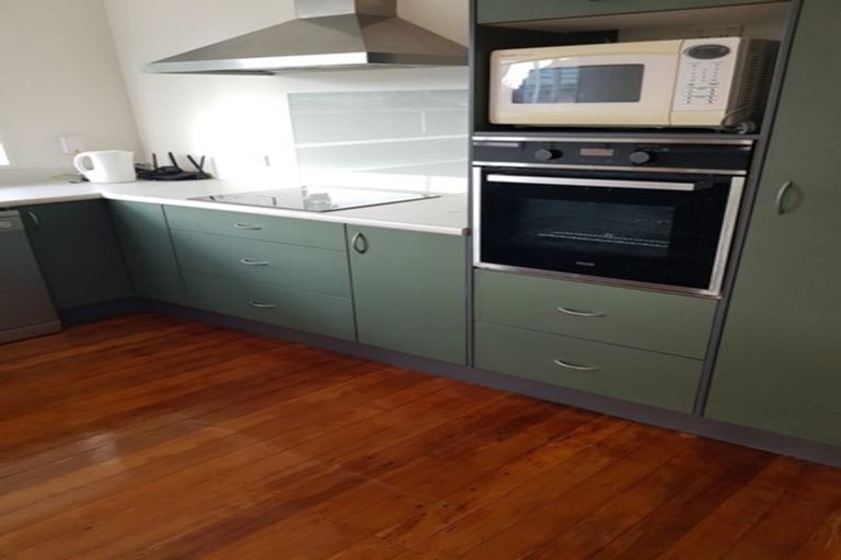 Photo of property in 17 Haslett Place, Upper Riccarton, Christchurch, 8041