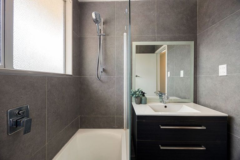 Photo of property in 46 Elmwood Crescent, Pukete, Hamilton, 3200