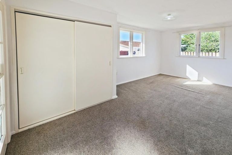 Photo of property in 66 Gloucester Street, Greenmeadows, Napier, 4112