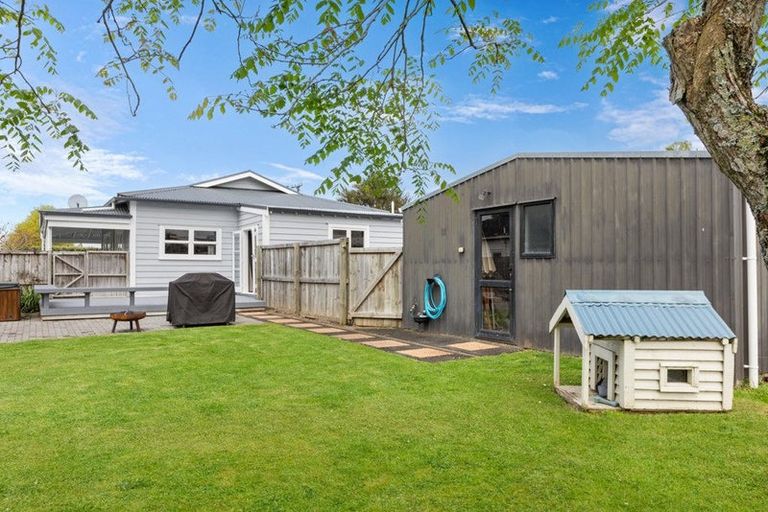 Photo of property in 30 Eynon Road, Morrinsville, 3300