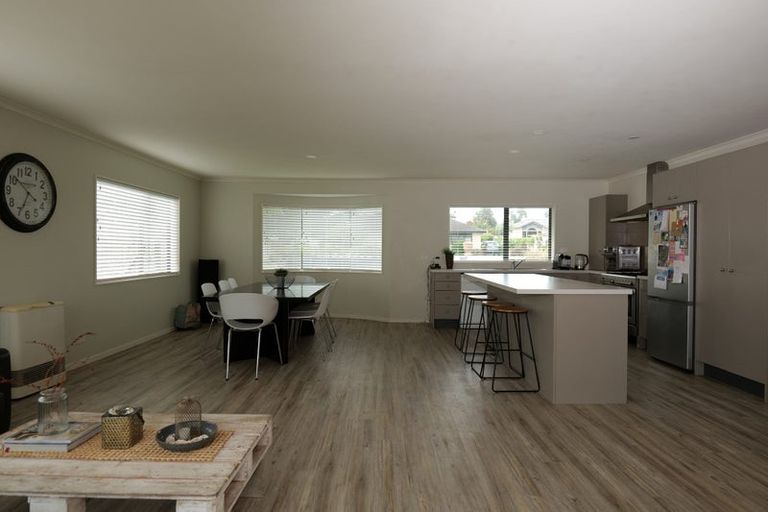 Photo of property in 22 Waterstone Avenue, Paraparaumu, 5032