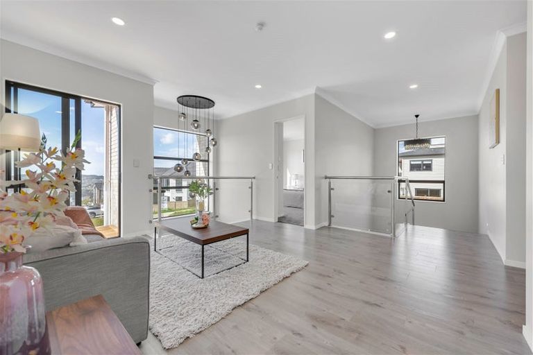 Photo of property in 29 Elevation Street, Flat Bush, Auckland, 2019