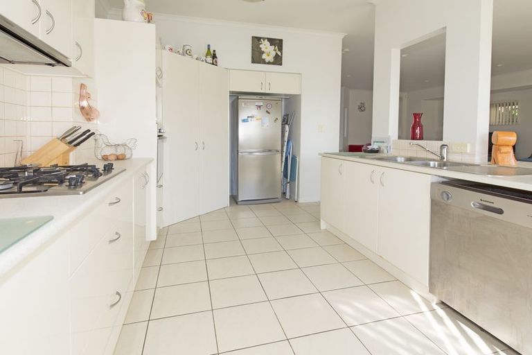 Photo of property in 29 Trimaran Drive, Gulf Harbour, Whangaparaoa, 0930