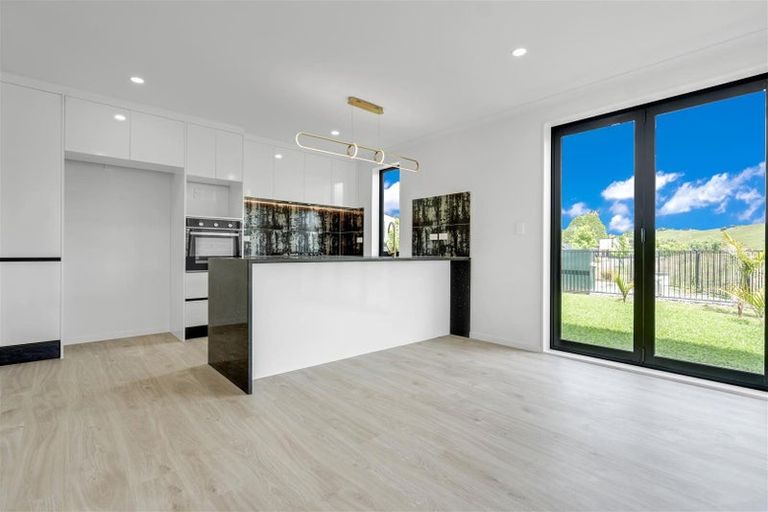 Photo of property in 1 Waikaha Street, Pokeno, 2472