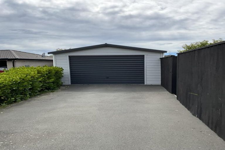 Photo of property in 2/18 Lamorna Road, Parklands, Christchurch, 8083