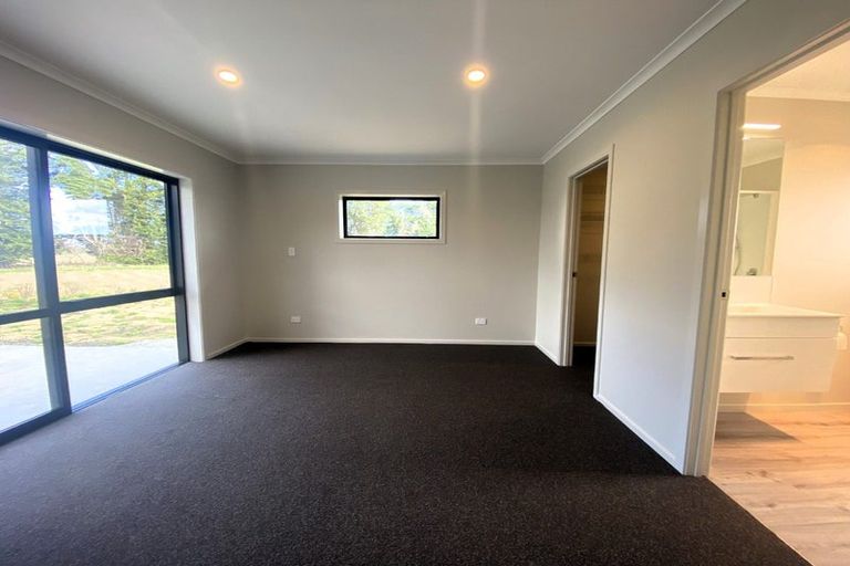 Photo of property in 63 Farm Road, Waipukurau, 4284