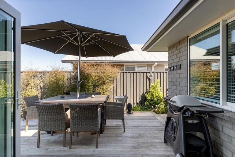 Photo of property in 30 Kauri Lane, Omokoroa, 3114