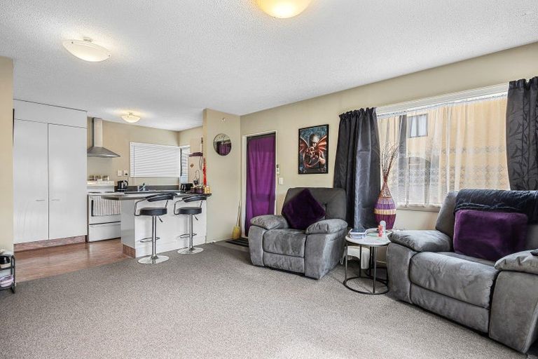 Photo of property in 4/36 Mathesons Road, Phillipstown, Christchurch, 8011
