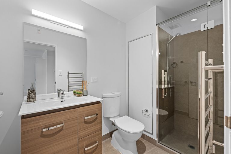 Photo of property in 4c/30 Westward Ho, Glen Eden, Auckland, 0602