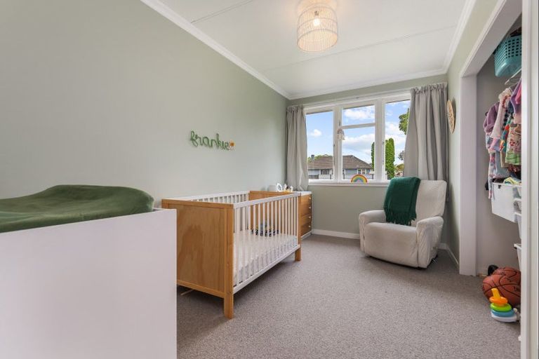 Photo of property in 24 Leicester Street, Terrace End, Palmerston North, 4410