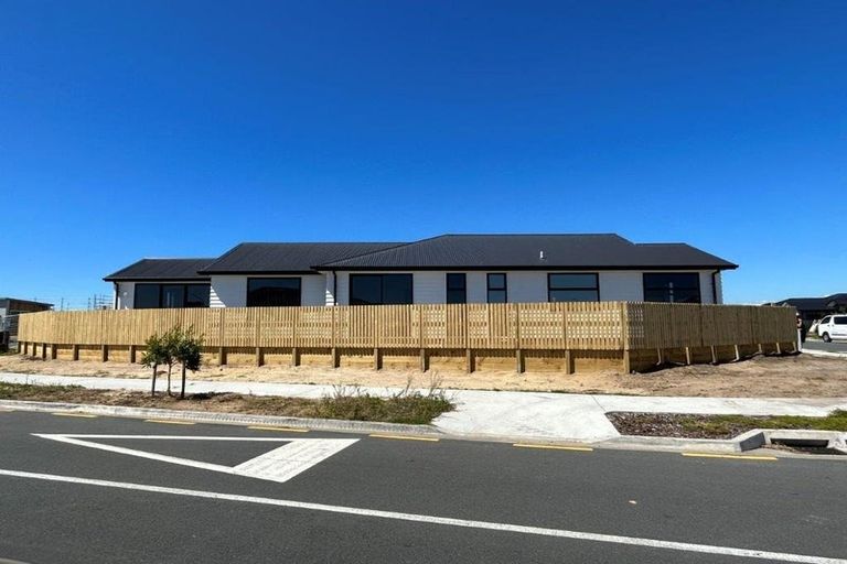 Photo of property in 41 Pasture Way, Papamoa, 3118