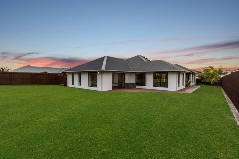 Photo of property in 62 Ruapani Street, Marshland, Christchurch, 8083