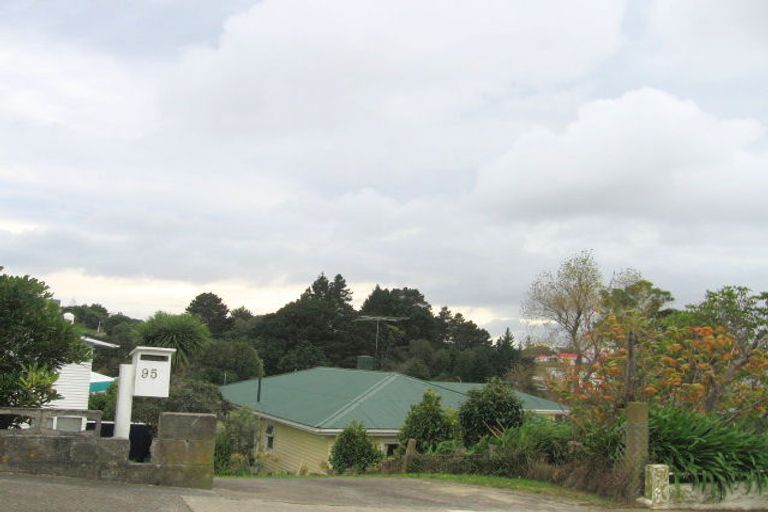 Photo of property in 97 Bell Street, Tawa, Wellington, 5028